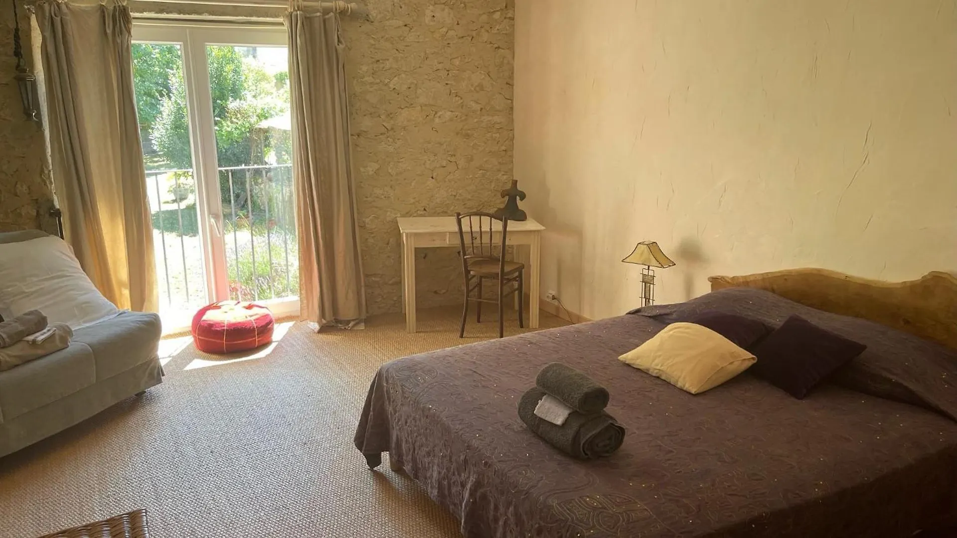 Bed & Breakfast Hameau Du Hour - Chambre D'Hotes Et Gites Beraut