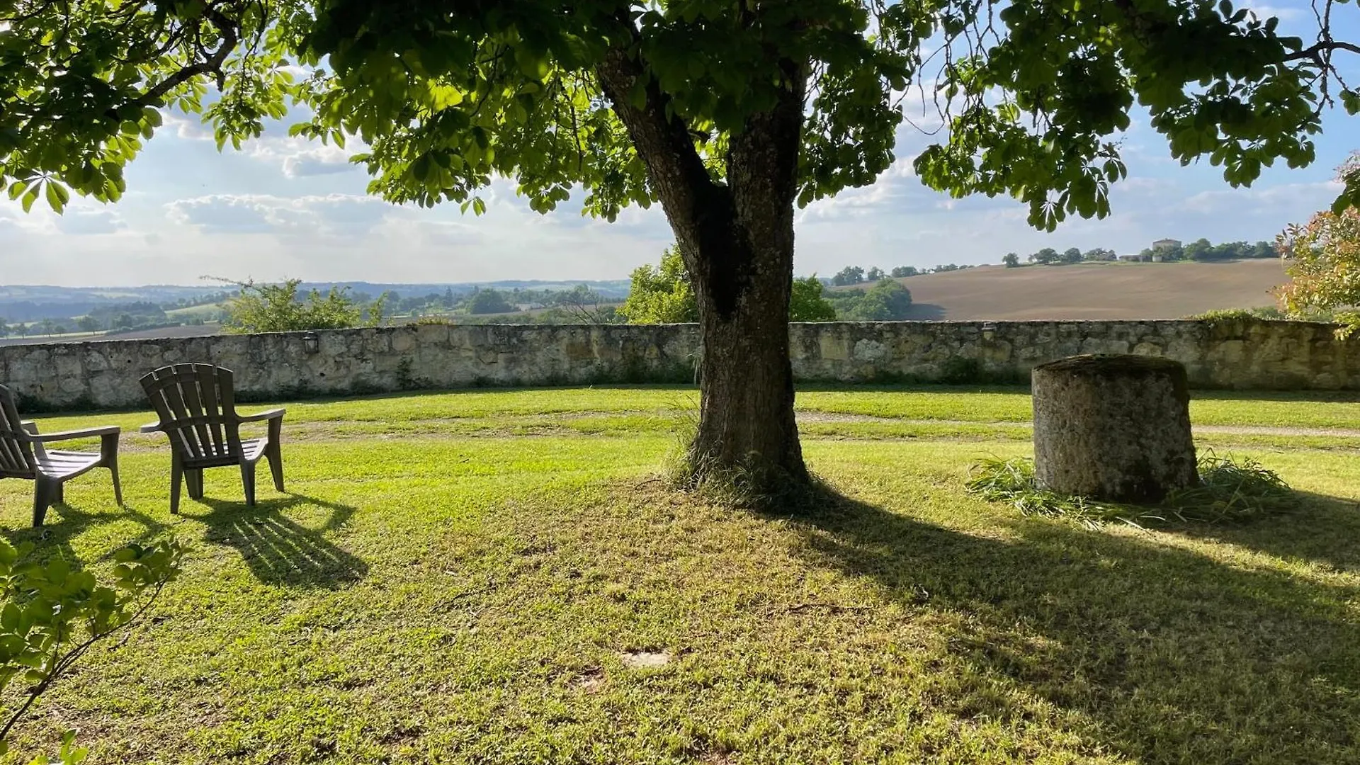 Hameau Du Hour - Chambre D'Hotes Et Gites Beraut