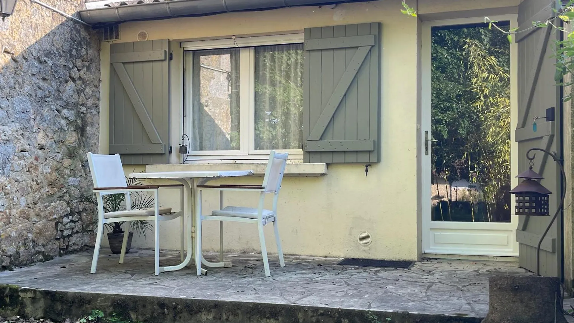 Hameau Du Hour - Chambre D'Hotes Et Gites Beraut France